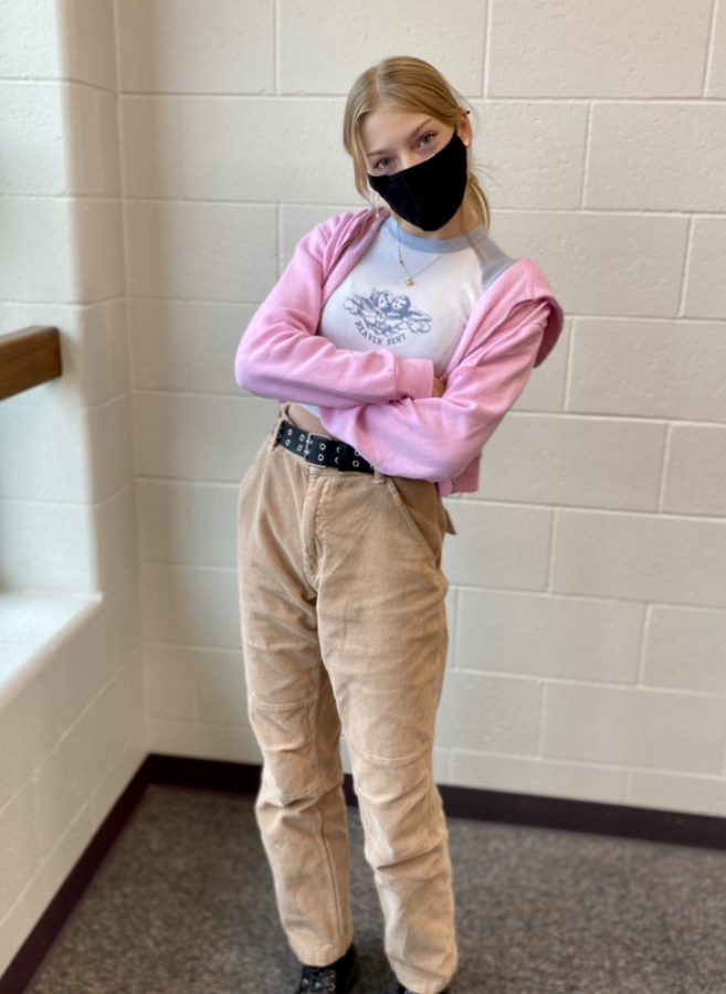 Sophomore Harmony Geier wears  her oversized cargo pants and pink sweater.  Geier’s style is a lot more unconventional than the average high schooler. “My style is very unique,” Geier said. 