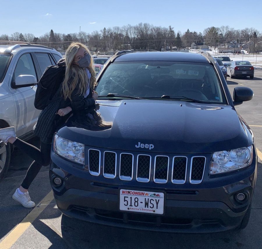 Junk In the Trunk with junior Erica Jones and her 2013 Jeep Compass. 