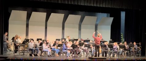 Band and choir students prepare for annual holiday concerts