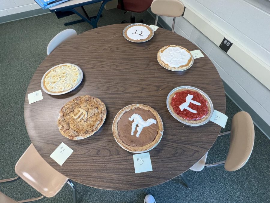 Juniors made pies that consisted of smores pie, salted caramel pumpkin pie, and a strawberry cream pie. It took them two days according to junior Jacob Nyback. “We all worked together to make the pies,” junior Macy Rilling said.