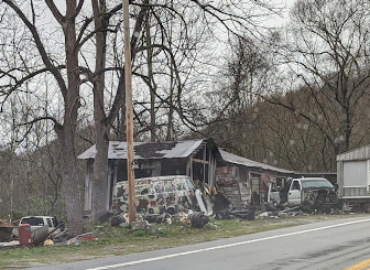 A lot of the buildings in this area are run down due to fires caused by meth labs. “This is what the average house looks like in the region of Kentucky we visited, a lot of the houses were abandoned or run down,” sophomore Anya King-Emanuele said. 

