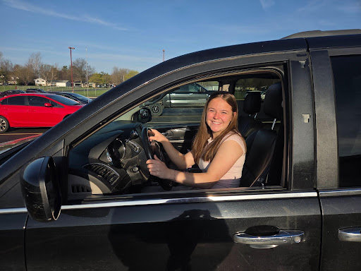 Sophomore Melissa Kurczek drives into her parking spot before homeroom starts. “When I first got my license, I was excited and kind of nervous,” Kurczek said. 